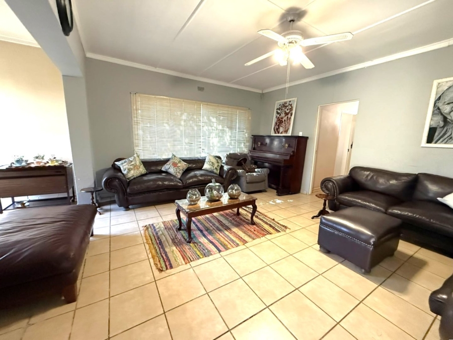 5 Bedroom Property for Sale in Hospitaalpark Free State